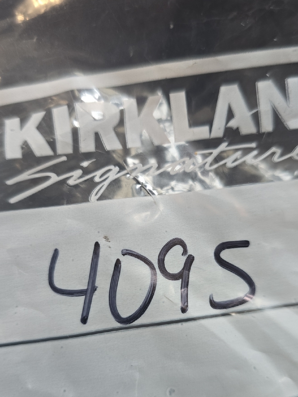 SKIMS Kim Kardashian Women's Medium Body CS underwire Mid Thigh New w/ Tags! - Picture 4 of 4